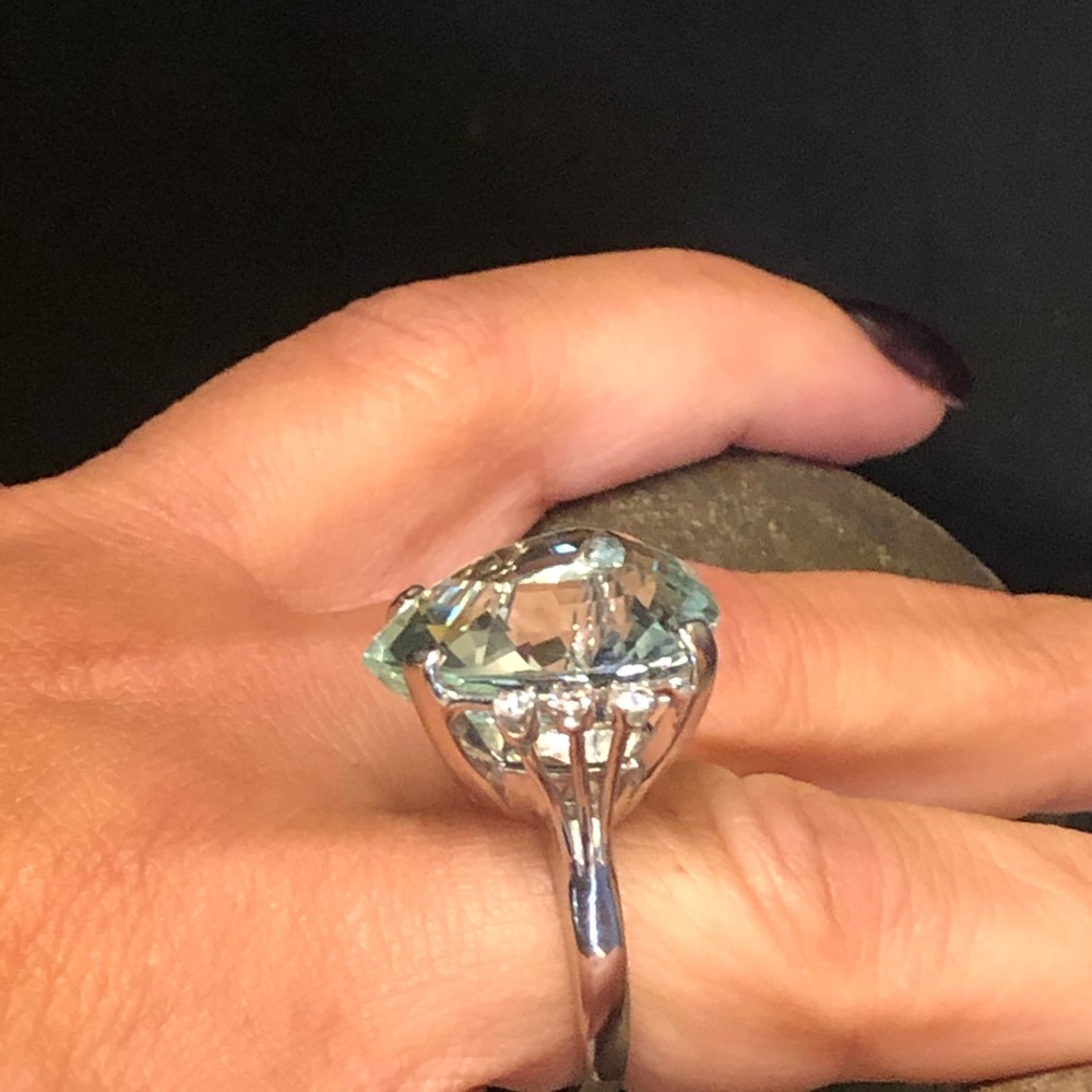 Aquamarine HEART SHAPE ring. - Picture 9 of 9